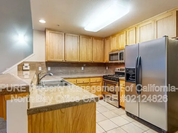 132 Treadway Ct, Cloverdale, CA 95425