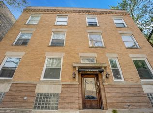723 W Belden Ave #2, Chicago, IL 60614