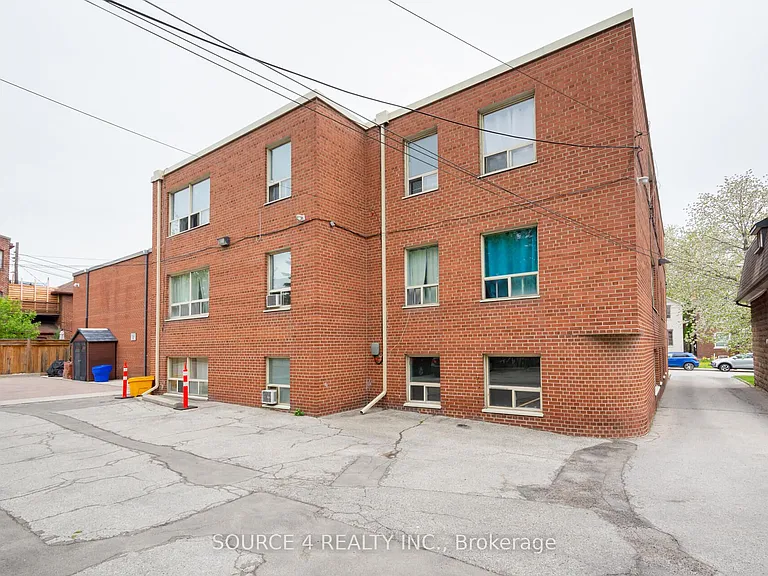 122 5th St #8 — Photo 20