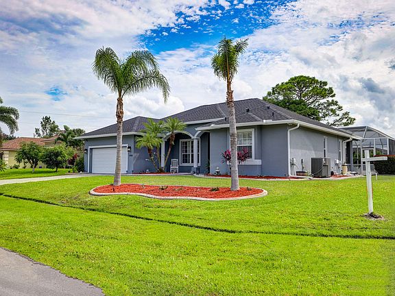 4th image of 1098 SW Mantilla Avenue