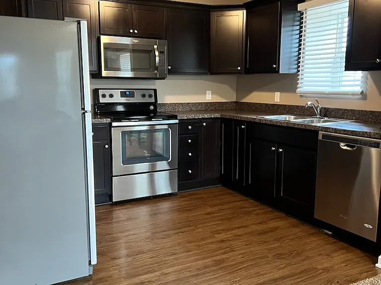 210 Butler Ave NW #202 — Photo 4
