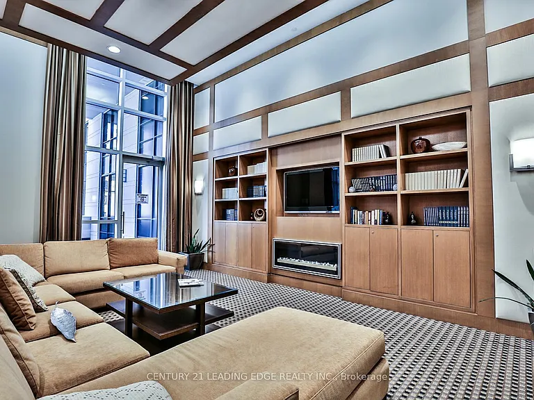 100 Harrison Garden Blvd #221 — Photo 37