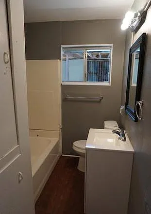 1538 W Hollywood Ave — Photo 6