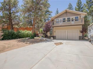 941 D Ln, Big Bear City, CA 92314