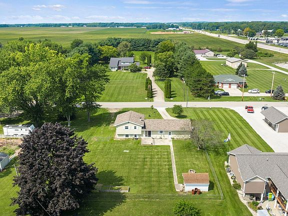 3rd image of 57092 County Road 35