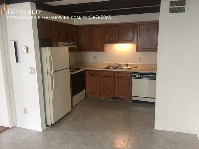 22 Potomac Ln — Photo 5