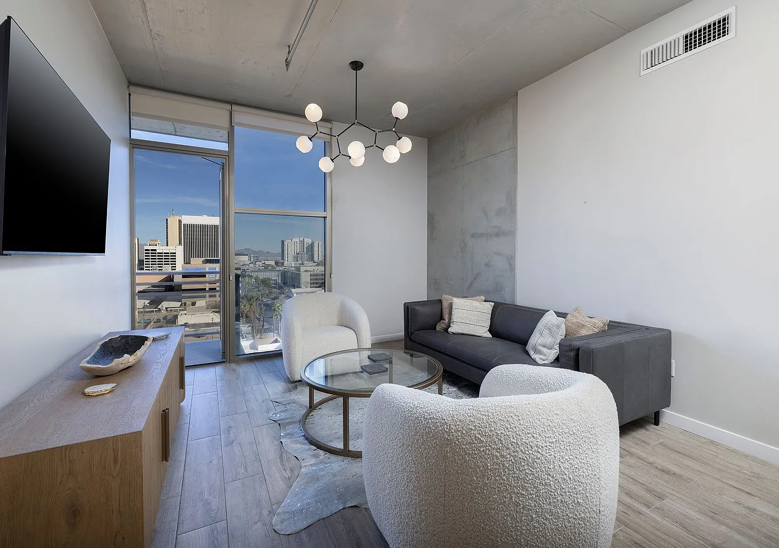 Fully Furnished - Juhl - 2 Bedroom 2 Bath With 2 Parking Spaces — Photo 1