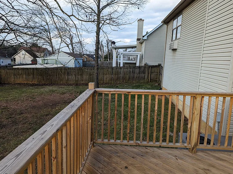 6016 Legend Dr — Photo 25