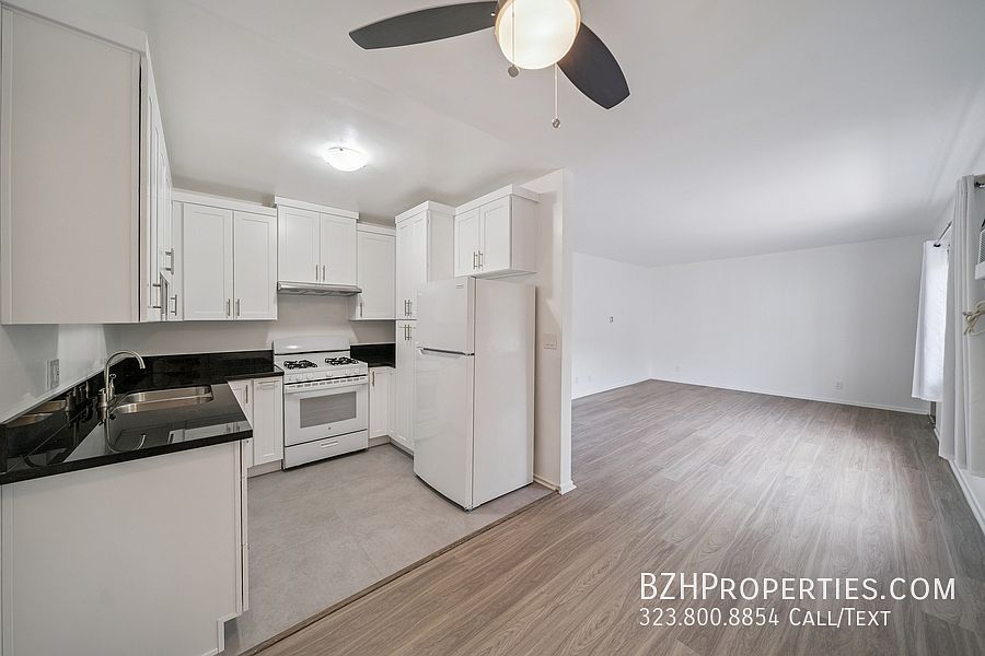 1st image of 217 S Carondelet St #4