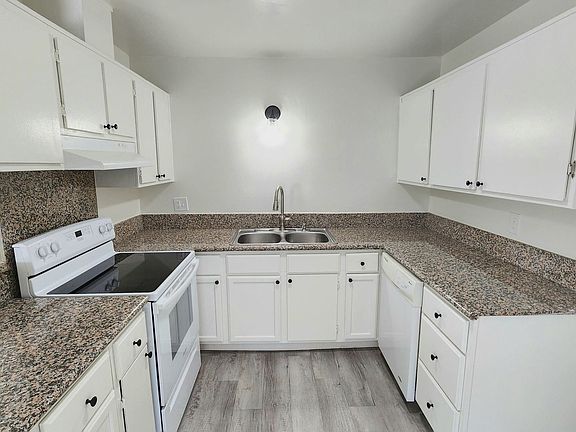 3rd image of 8700 Topanga Canyon Blvd APT 215