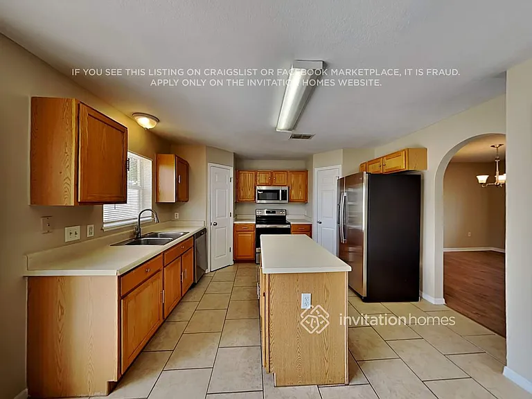 437 Hammerstone Ave — Photo 7