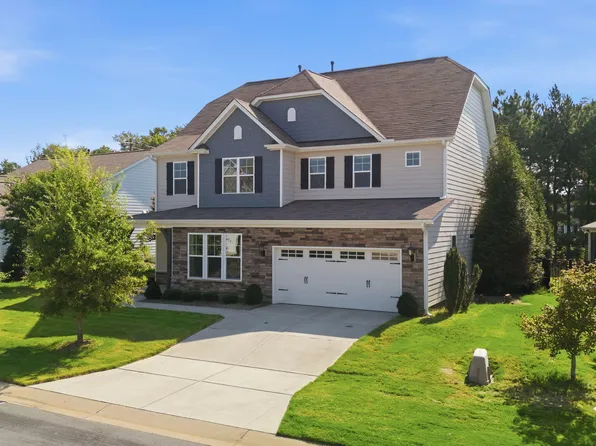 309 Long Lake Dr, Fuquay Varina, NC 27526