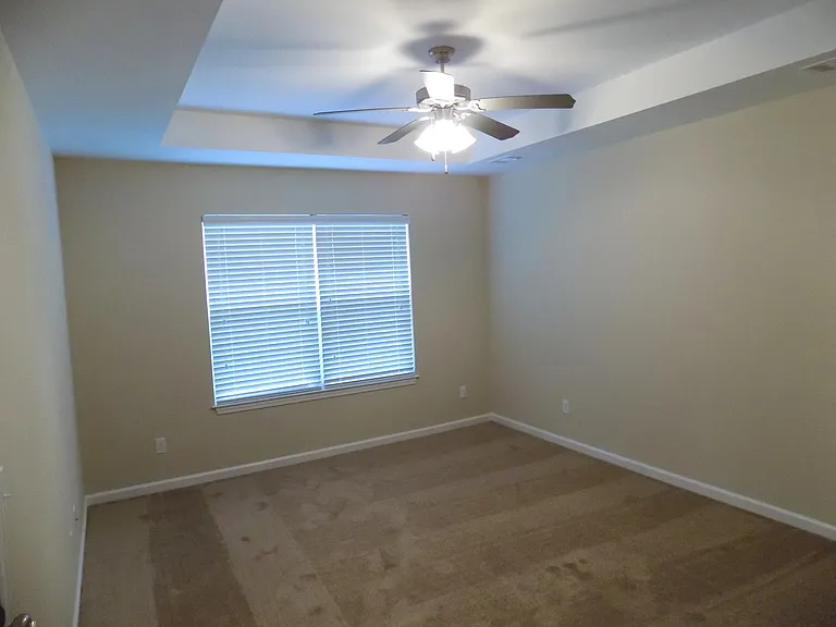 56 Rivermoor Ct — Photo 8