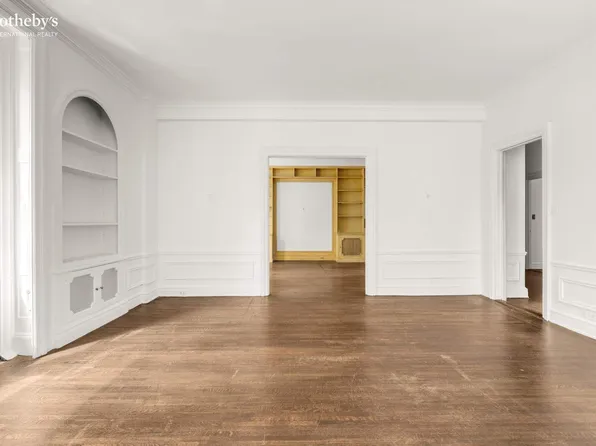 150 East 72nd Street image 4 of 22