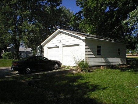 5th image of 500 E Marshall St