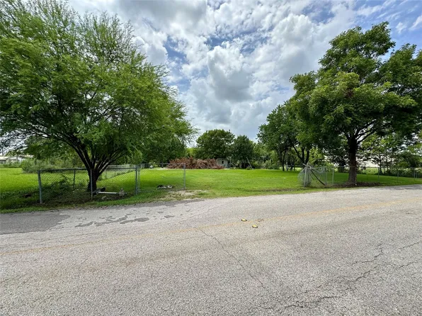 16020 1/2 Sam Brookins St, Sugar Land, TX 77498