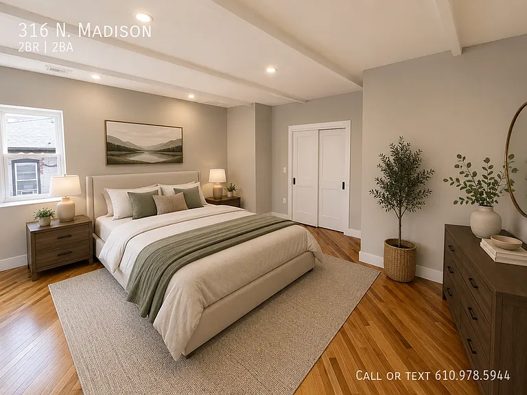 316 N Madison St — Photo 14