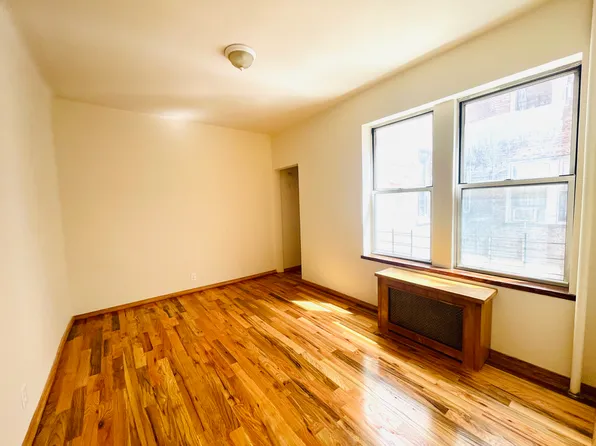 (undisclosed Address), Brooklyn, NY 11204