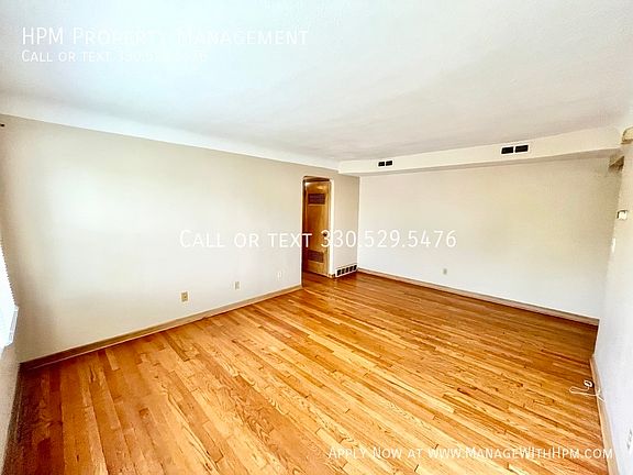 3rd image of 13705 Lakewood Heights Blvd APT 12