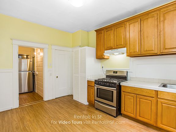 3rd image of 1292 Green St