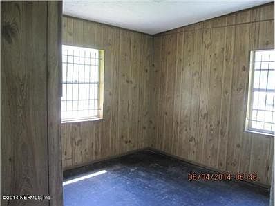 ector court 012