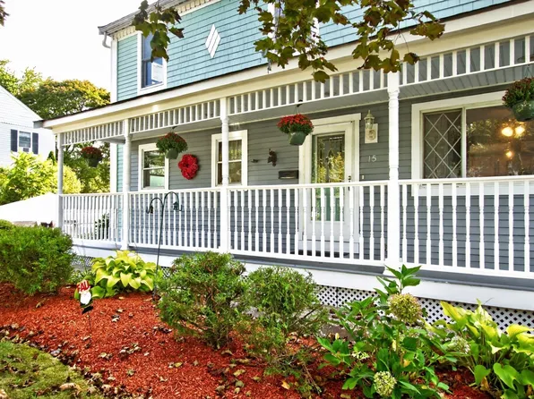 15 Ellington Rd, Tewksbury, MA 01876