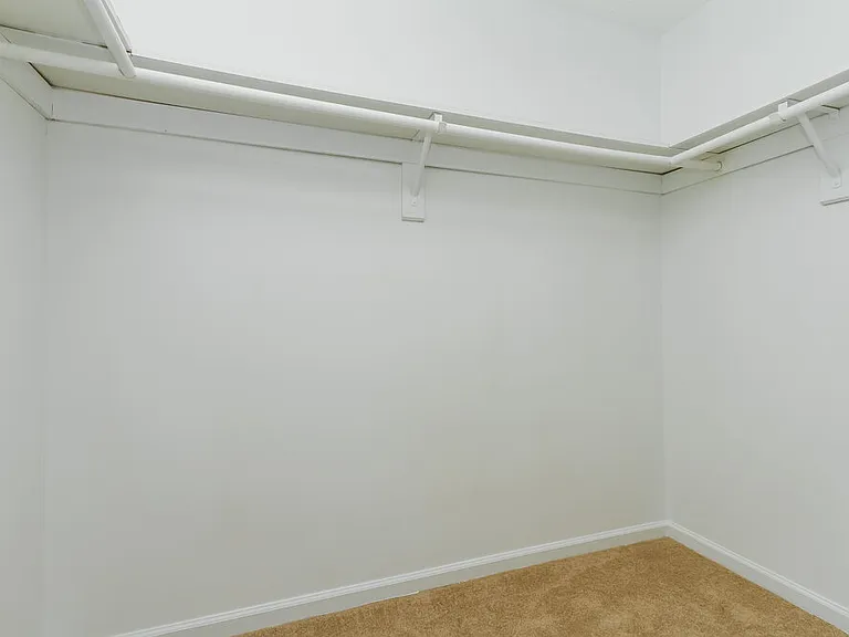 7665 Geist Estates Dr — Photo 12
