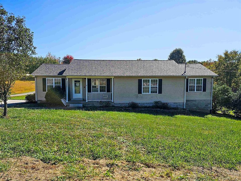 1st image of 221 Matilda Ln