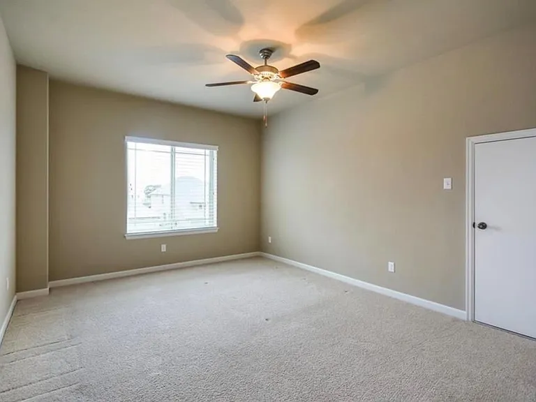 213 Simmons Dr — Photo 27