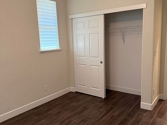 5th image of 4668 Lue Ln