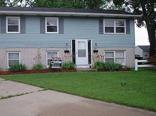 805 AND 807 Indiana Ave, Marysville, MI