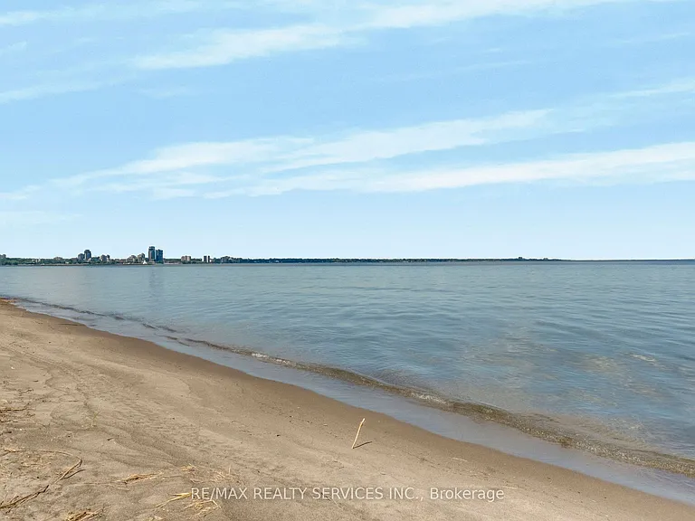 939 Beach Blvd #2 — Photo 27