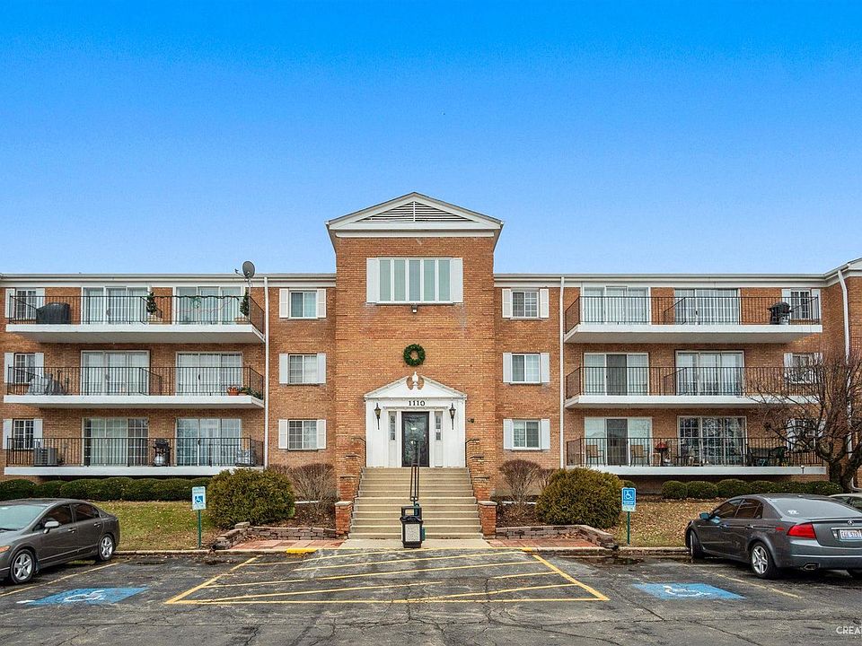 1st image of 1110 N Farnsworth Ave APT 312