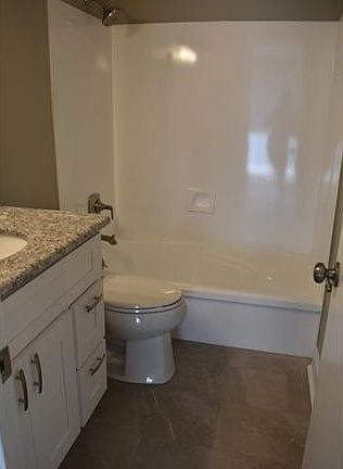 5th image of 318 Lake Marina Dr APT 312