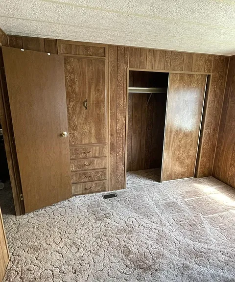 340 E 8 N — Photo 8