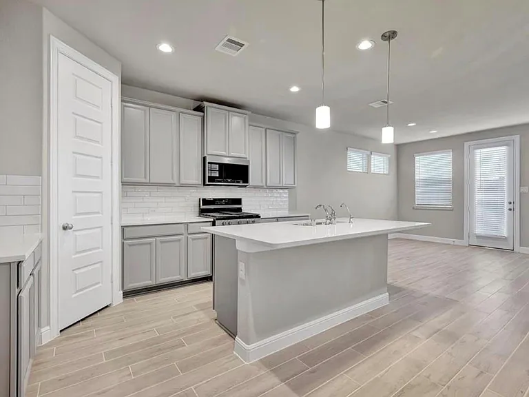 3120 Moontide Ln — Photo 4