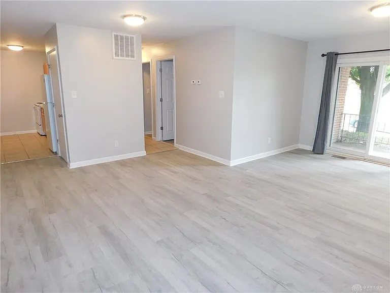 334 Blackwood Ave #3-apt 3 — Photo 5