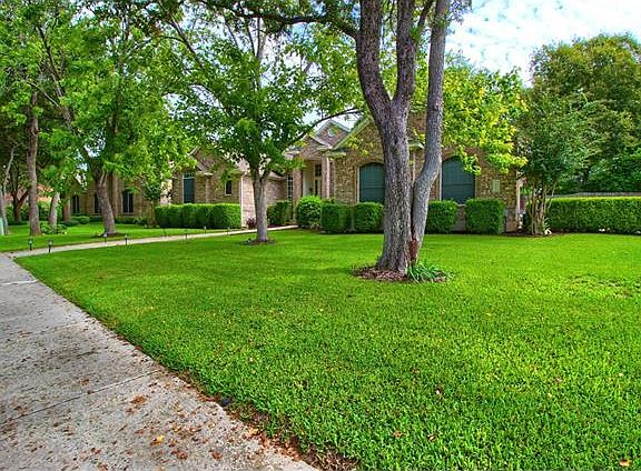 4th image of 3004 Sunland Dr