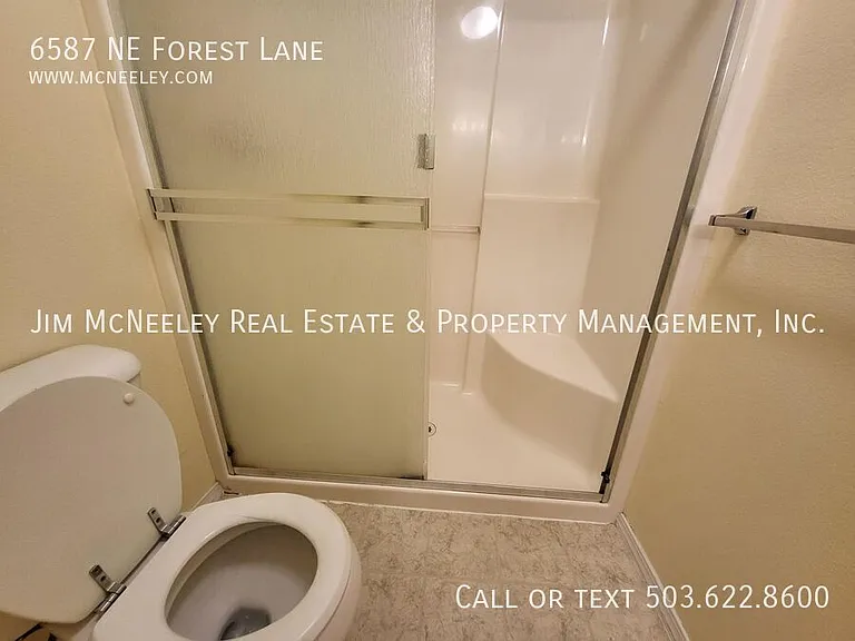 6587 NE Forest Ln — Photo 18