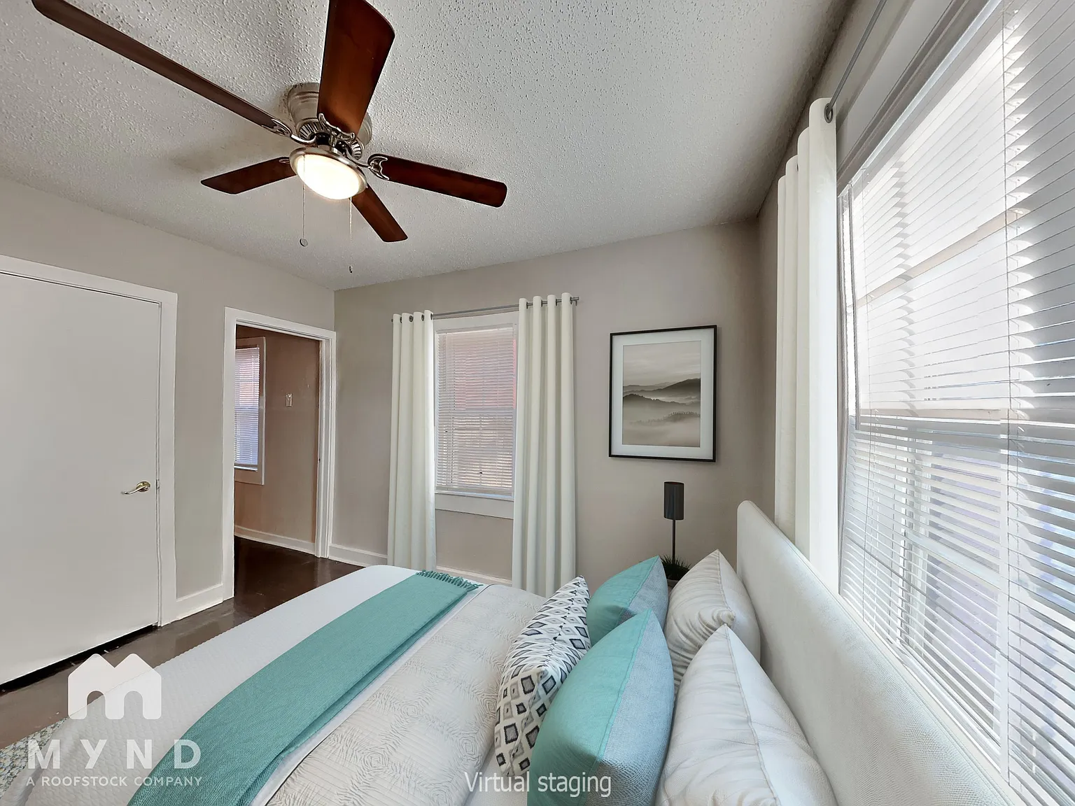 3 bed, 1.0 bath, 968 sqft, $949 — Photo 2