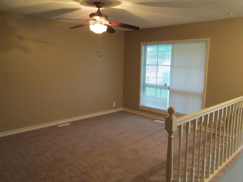 1st image of 18910 E Arrowhead Ct