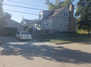 1501 C Ave NW, Cedar Rapids, IA 52405