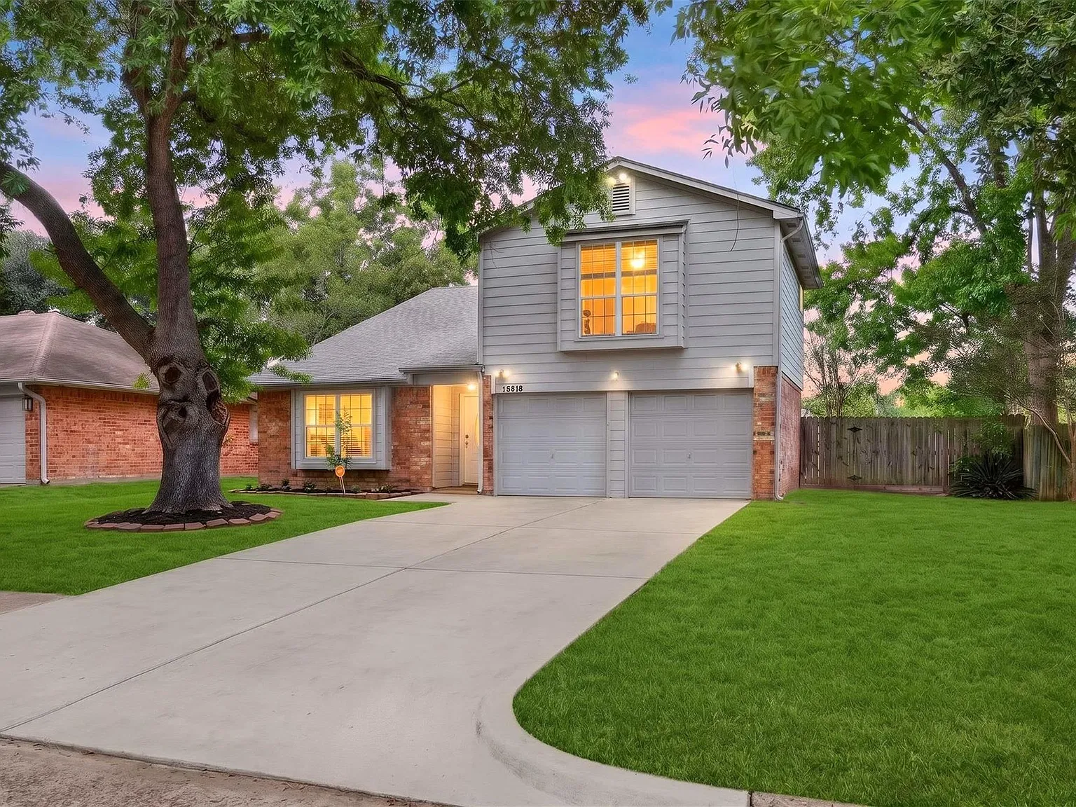 4 bed, 2.5 bath, 2196 sqft, $2,000 — Photo 2