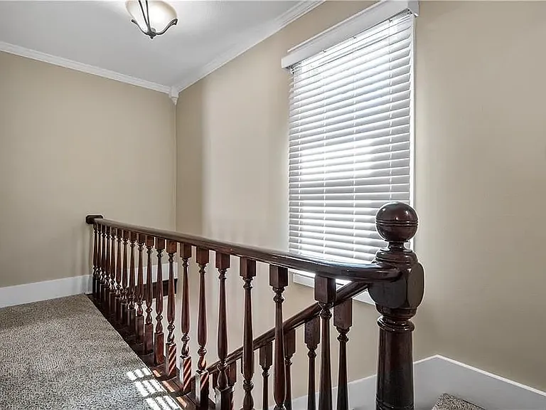 210 E Kay St — Photo 20