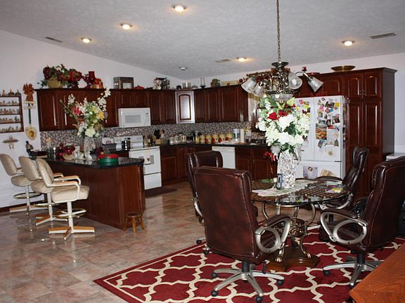 3rd image of 10906 Khoury League Road