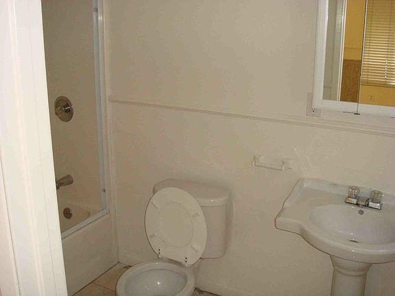 5th image of 1111 E Emerson Ave APT A