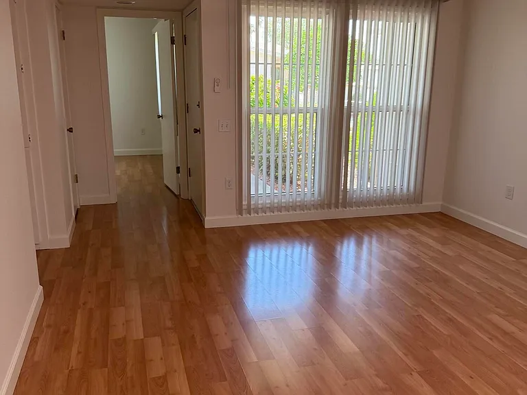 10833 W Santa Fe Dr — Photo 2