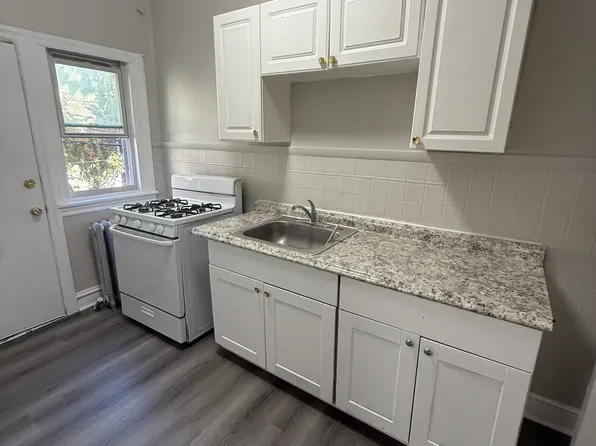 5931 Irving St, Philadelphia, PA 19139