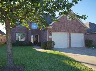923 La Hacienda Dr, Richmond, TX 77406