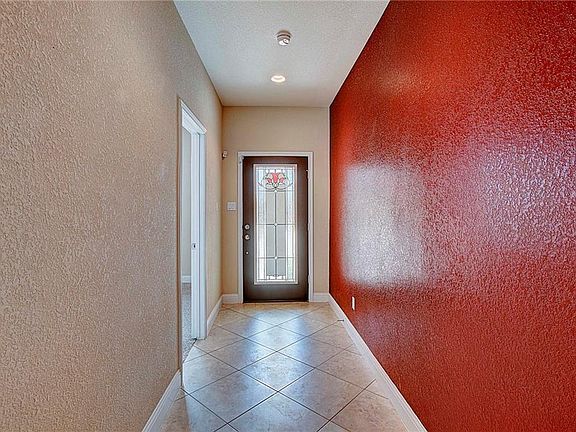 5th image of 2827 Antonio St